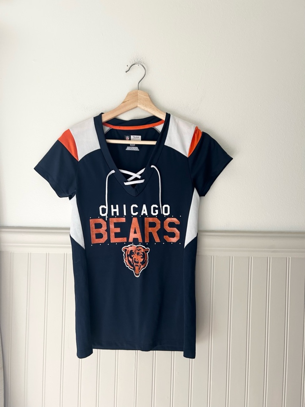 NFL Team Apparel Small Chicago Bears Navy Lace-Up Bling Short Sleeve Fan Tee